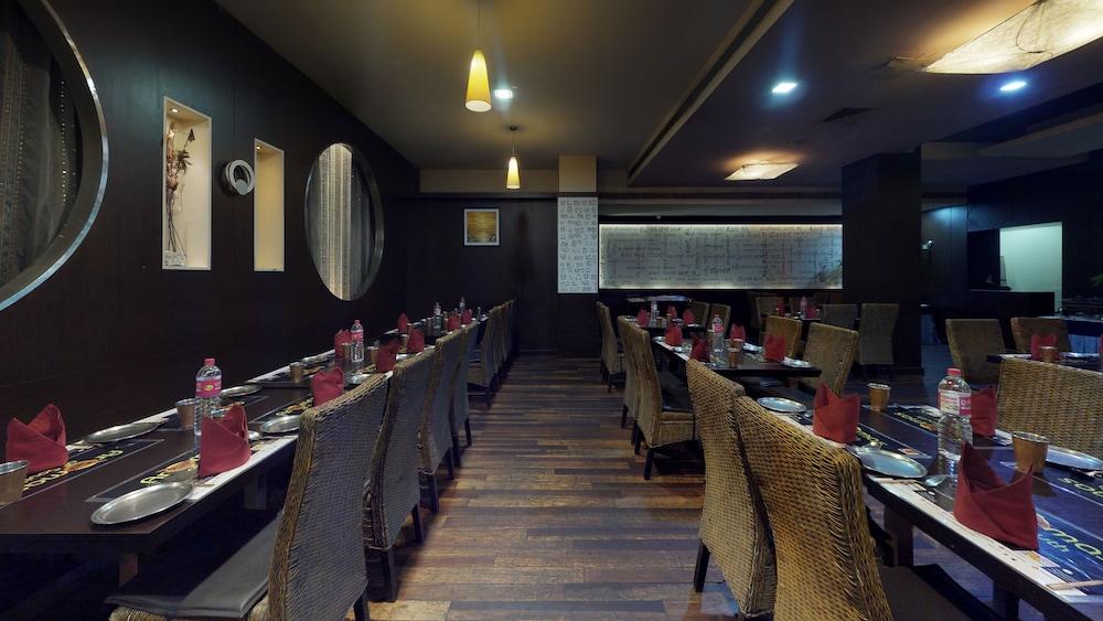 37Th Crescent Hotel Bengaluru Ngoại thất bức ảnh