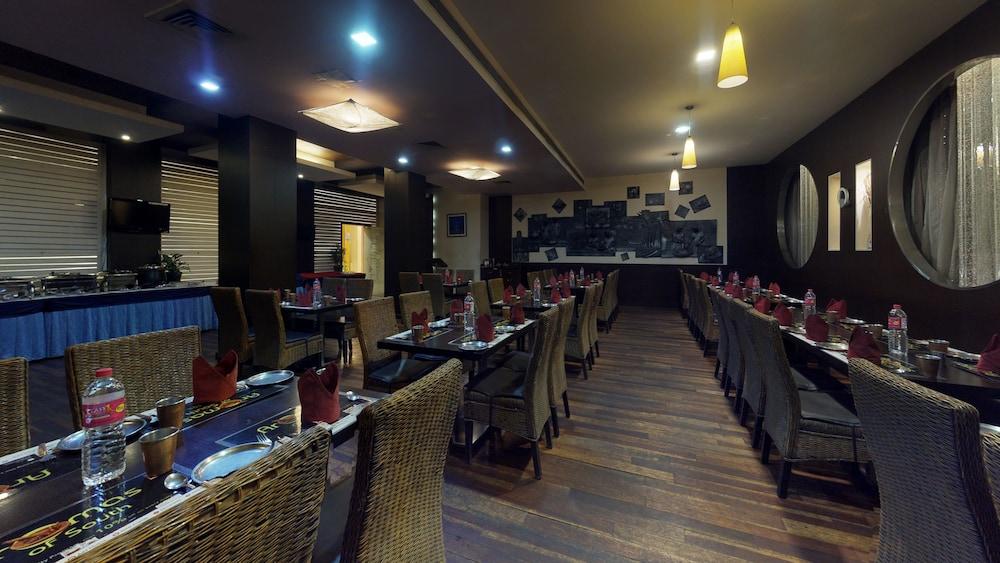 37Th Crescent Hotel Bengaluru Ngoại thất bức ảnh