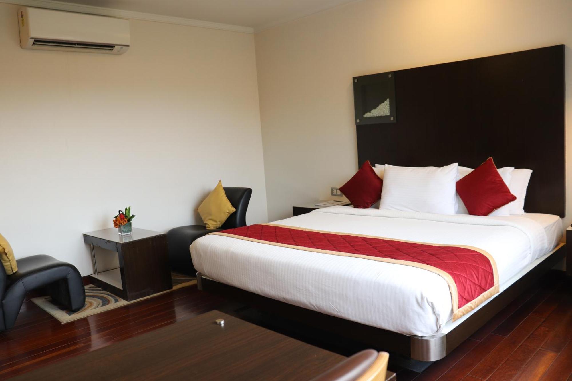 37Th Crescent Hotel Bengaluru Ngoại thất bức ảnh
